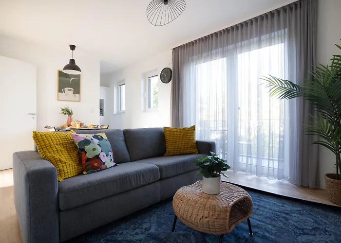 Schoene Apartments In Der Innenstadt I Home2Share