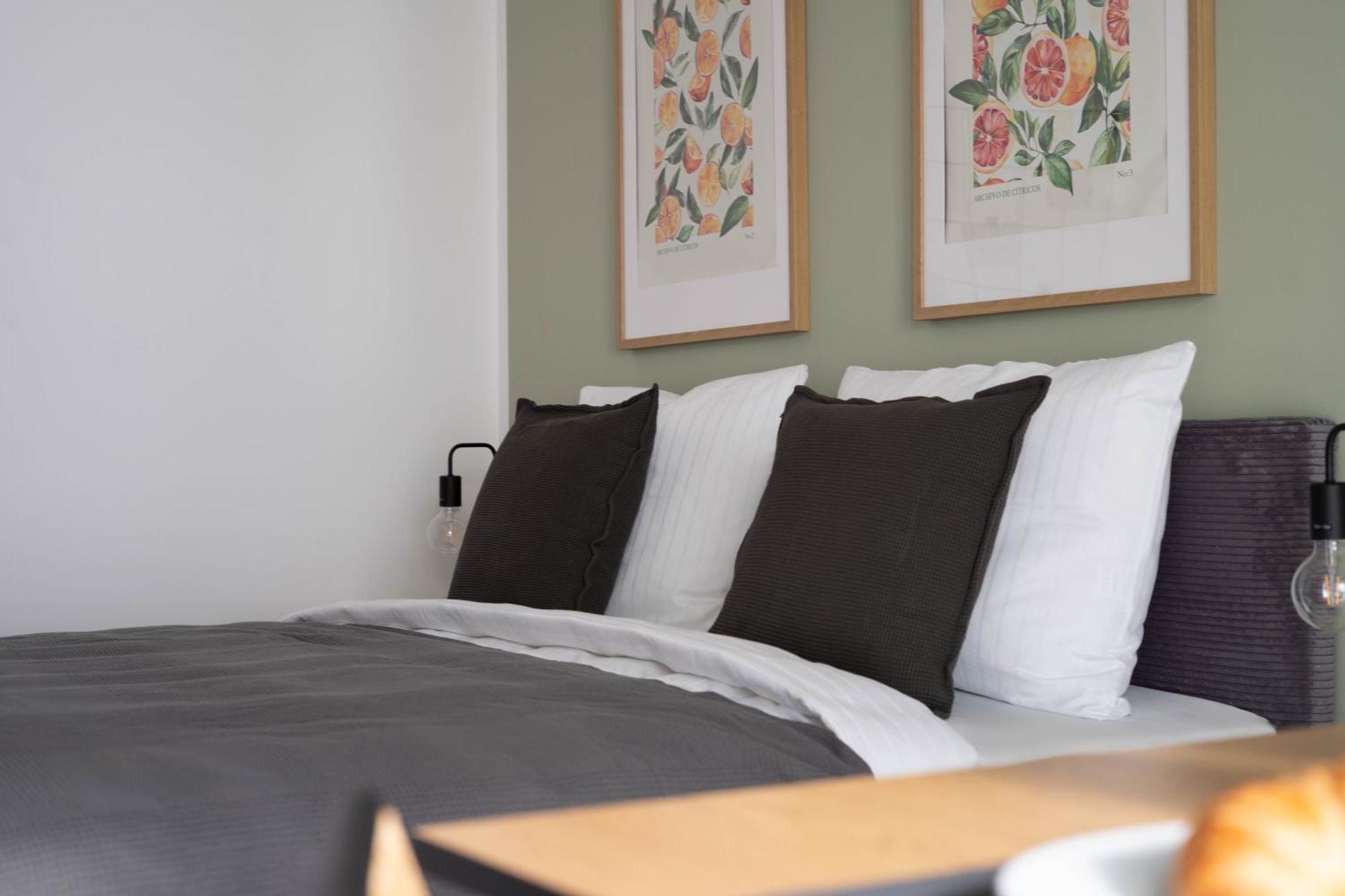 Schoene In Der Innenstadt I Home2share Apartment *