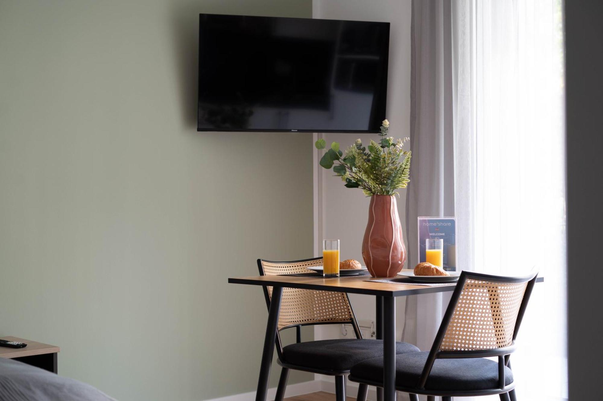 Apartment Schoene In Der Innenstadt I Home2share *
