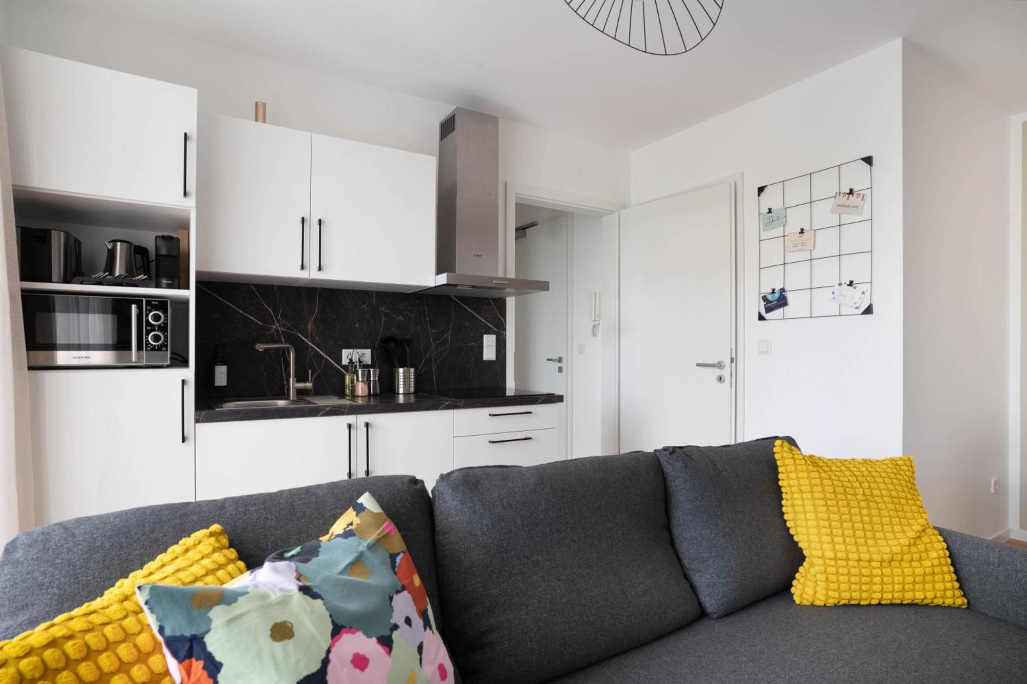 Schoene In Der Innenstadt I Home2share Apartment